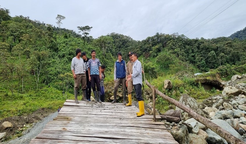 VISITA A SECTORES AFECTADOS POR LAS FUERTES LLUVIAS  