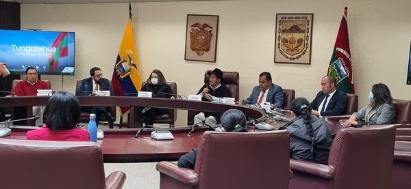 ACERCAMIENTO CONSTANTE CON EL PREFECTO DE LA PROVINCIA DE TUNGURAHUA